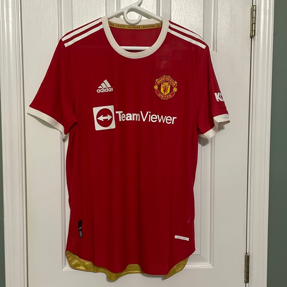 MANCHESTER UNITED 21/22 HOME AUTHENTIC JERSEY- NWT - LARGE